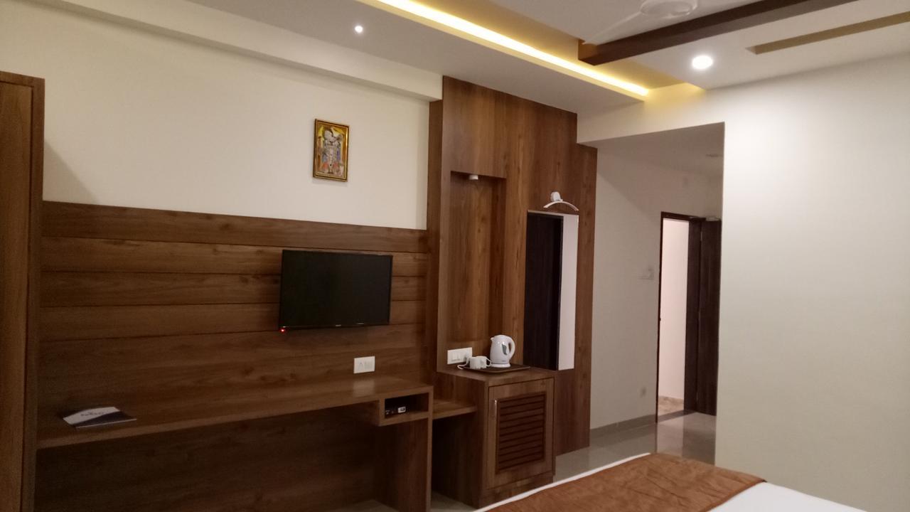 Hotel Swati Svasti 3B Dwārka Exterior foto